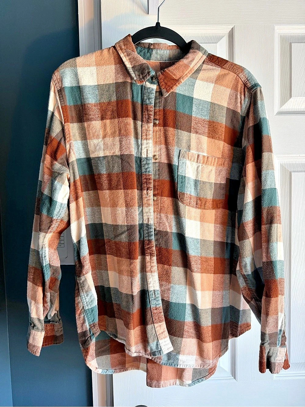 Universal Thread Plaid Flannel Button-Down Brown & Blue Large